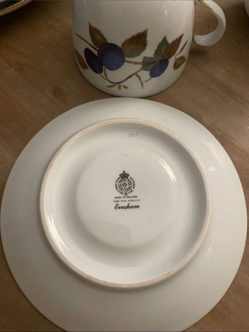 Royal Worcester Evesham elegant charm your